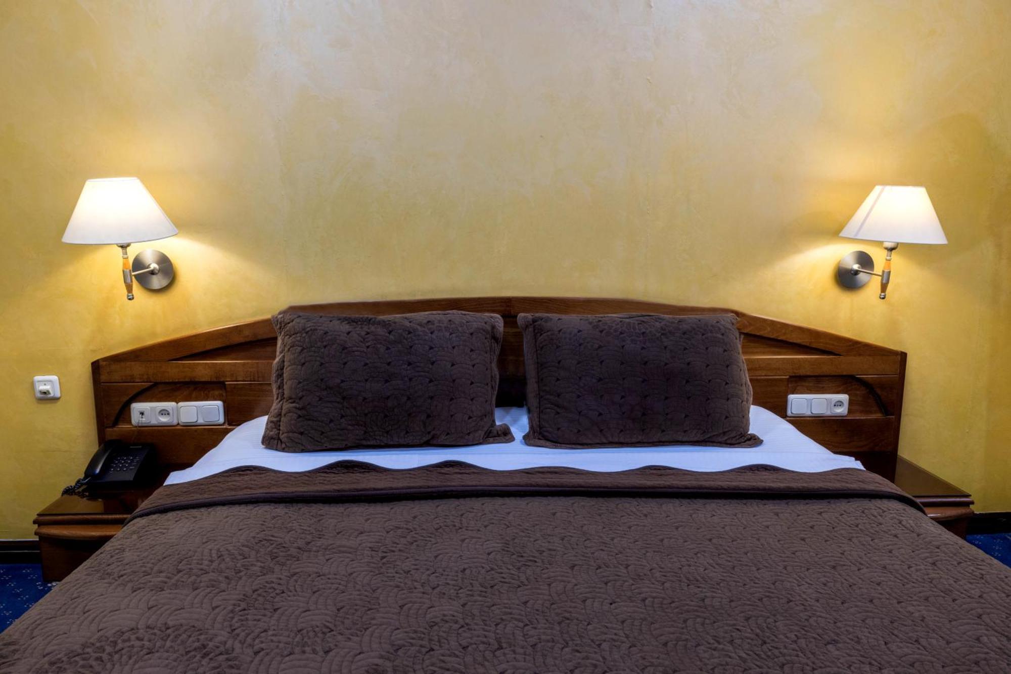 Ararat Hotel Γιερεβάν Εξωτερικό φωτογραφία