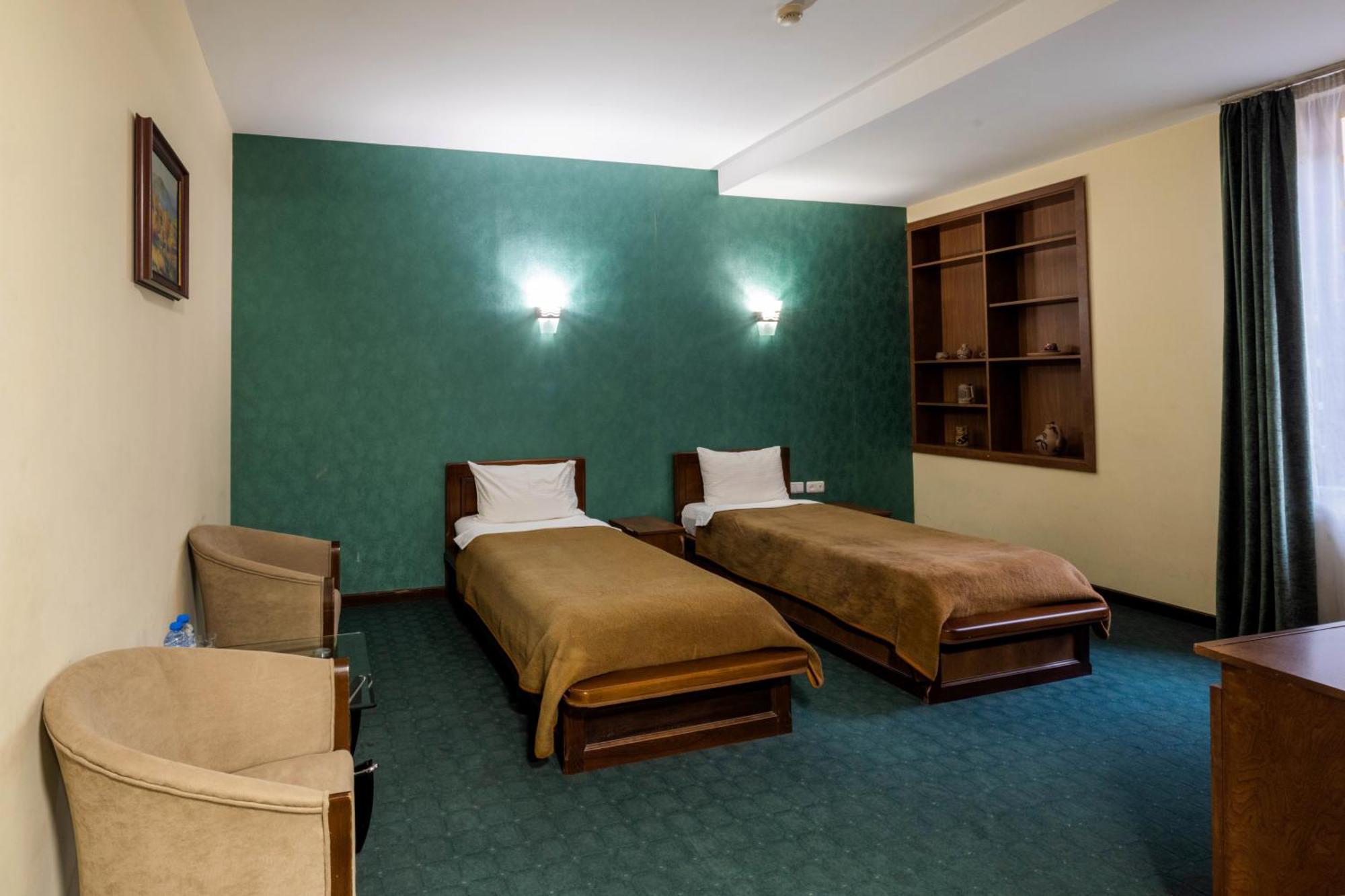 Ararat Hotel Γιερεβάν Εξωτερικό φωτογραφία