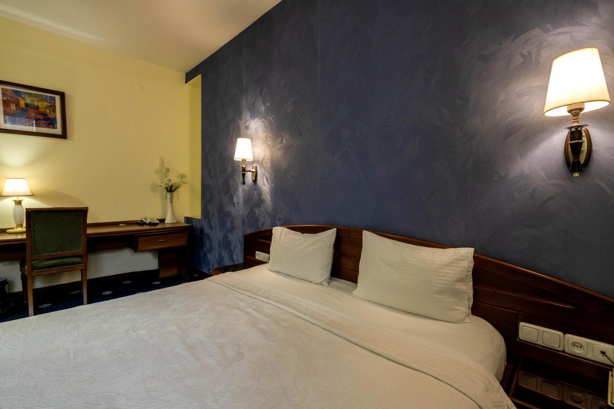 Ararat Hotel Γιερεβάν Εξωτερικό φωτογραφία