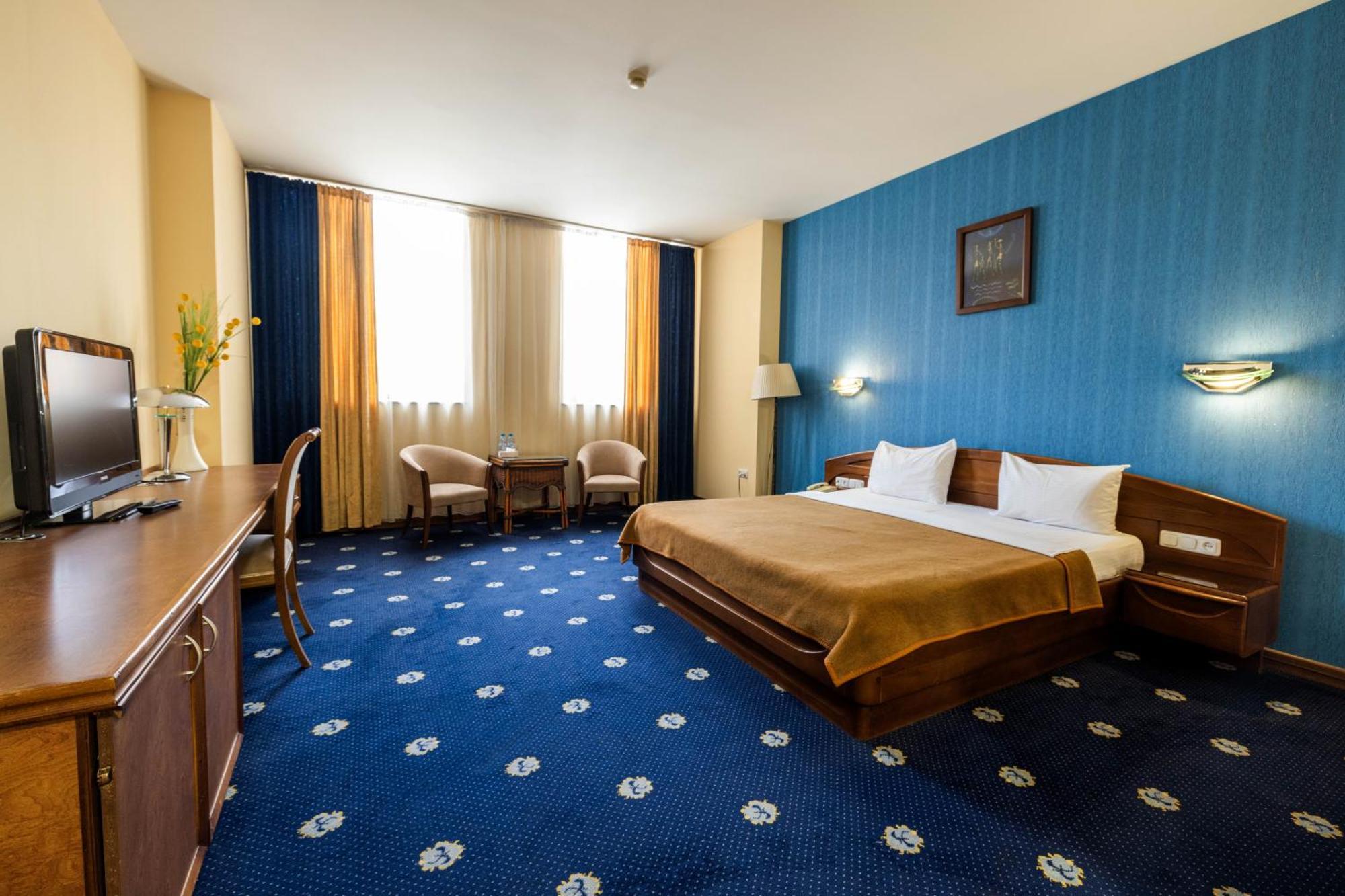 Ararat Hotel Γιερεβάν Εξωτερικό φωτογραφία