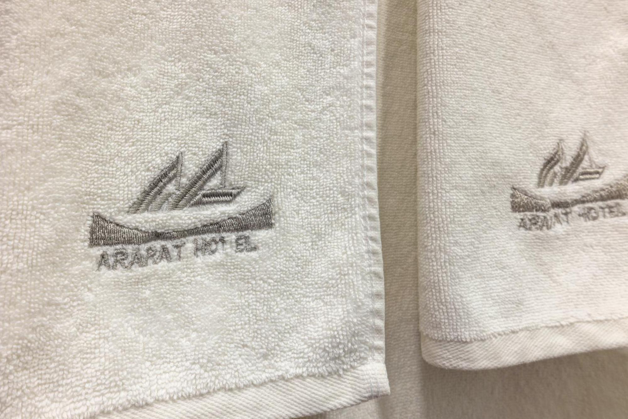 Ararat Hotel Γιερεβάν Εξωτερικό φωτογραφία