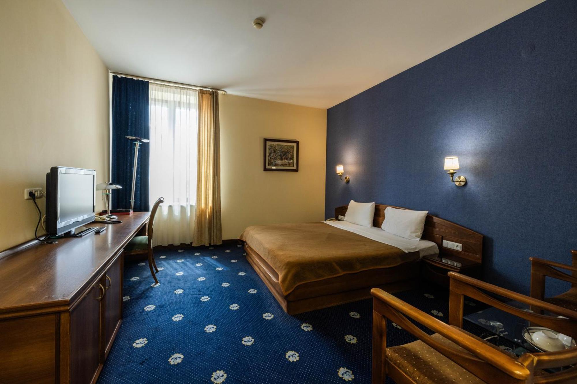 Ararat Hotel Γιερεβάν Εξωτερικό φωτογραφία