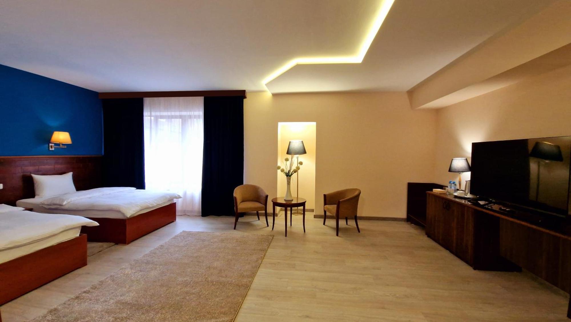 Ararat Hotel Γιερεβάν Εξωτερικό φωτογραφία