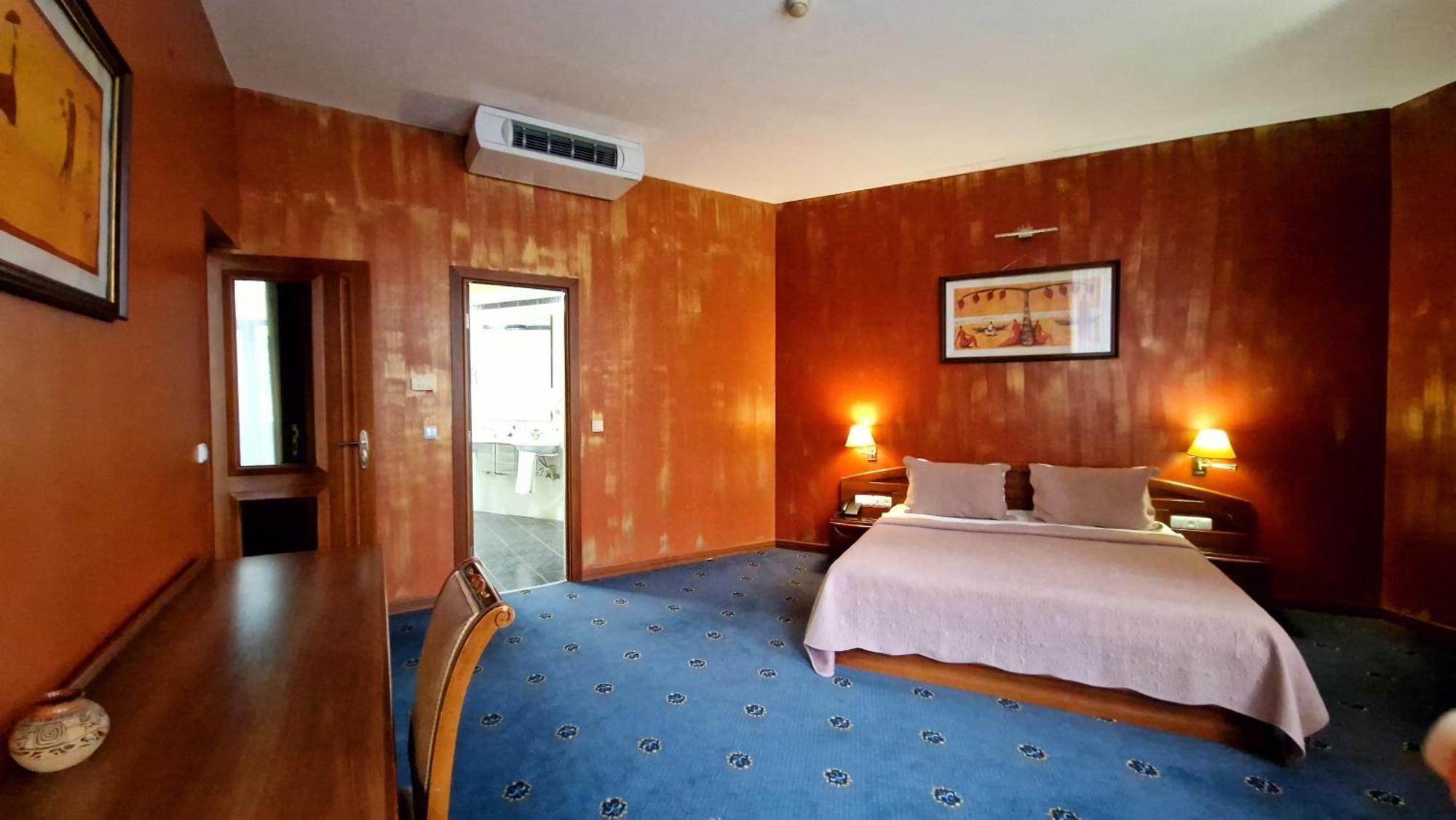 Ararat Hotel Γιερεβάν Εξωτερικό φωτογραφία